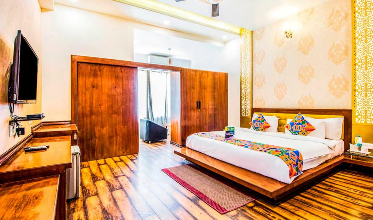 Hotel Golden Sands ชัยปุระ ภายนอก รูปภาพ
