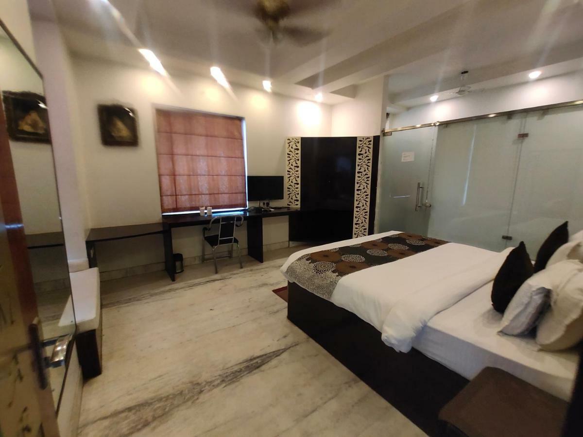 Hotel Golden Sands ชัยปุระ ภายนอก รูปภาพ