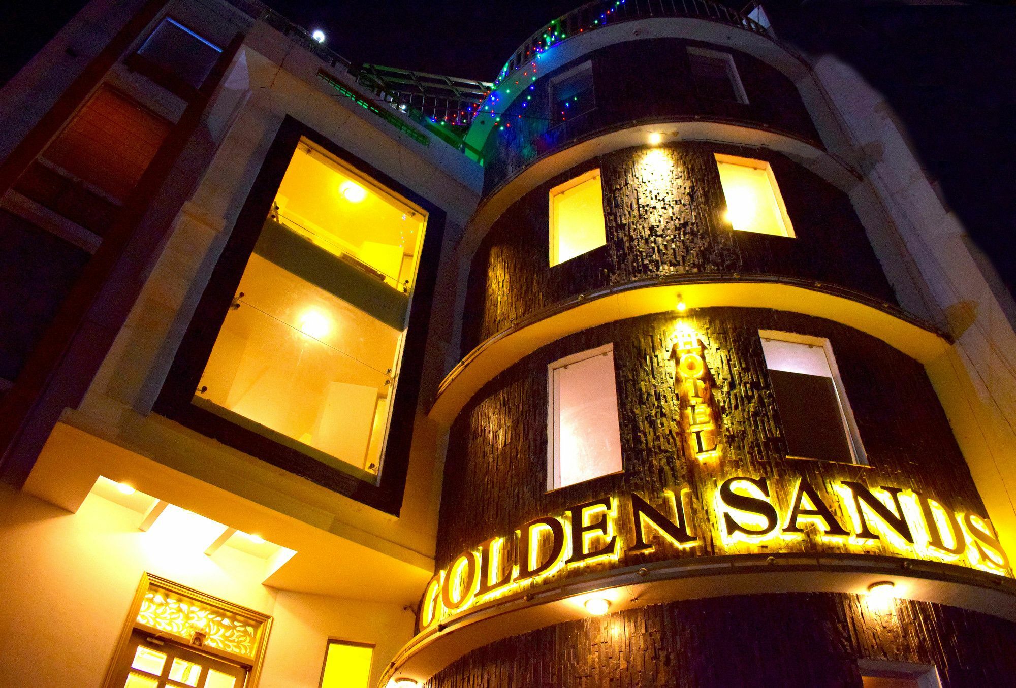 Hotel Golden Sands ชัยปุระ ภายนอก รูปภาพ